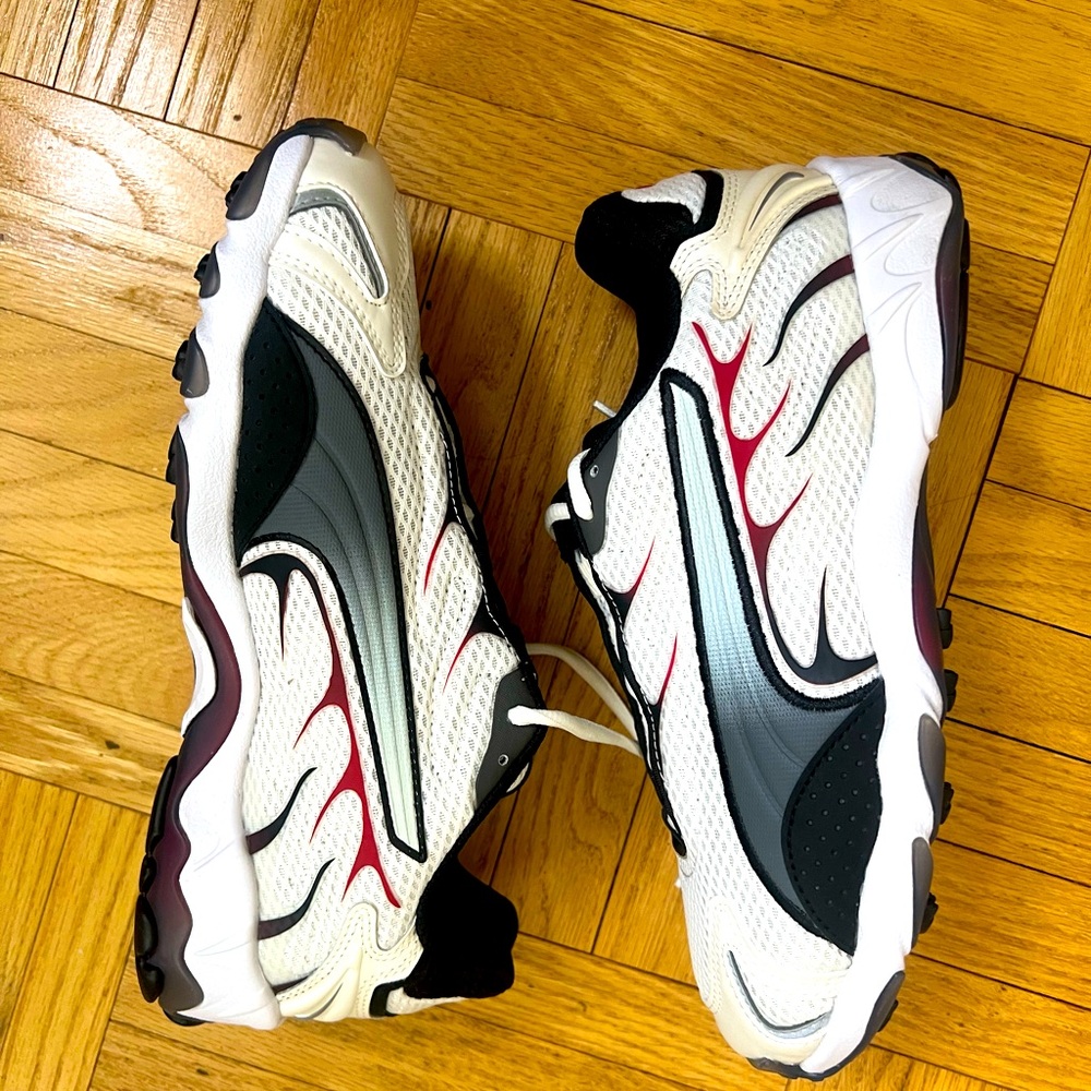 Puma Inhale Jr. – Warm White / For All Time Red
